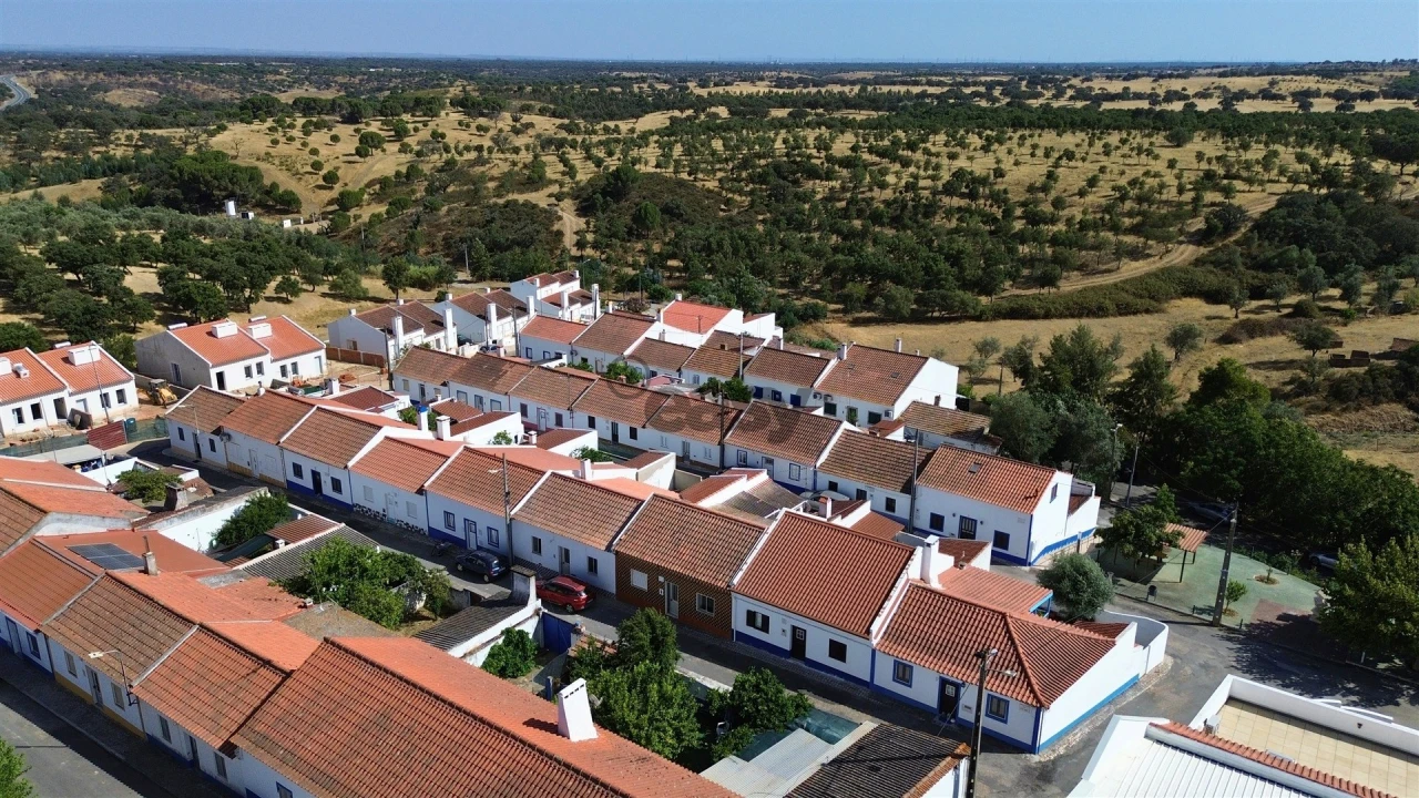 Moradia T3 para Venda em Azinheira dos Barros e São Mamede do Sádão Foto 29