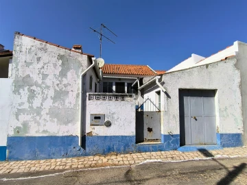 Moradia T3 para Venda em Azinheira dos Barros e São Mamede do Sádão