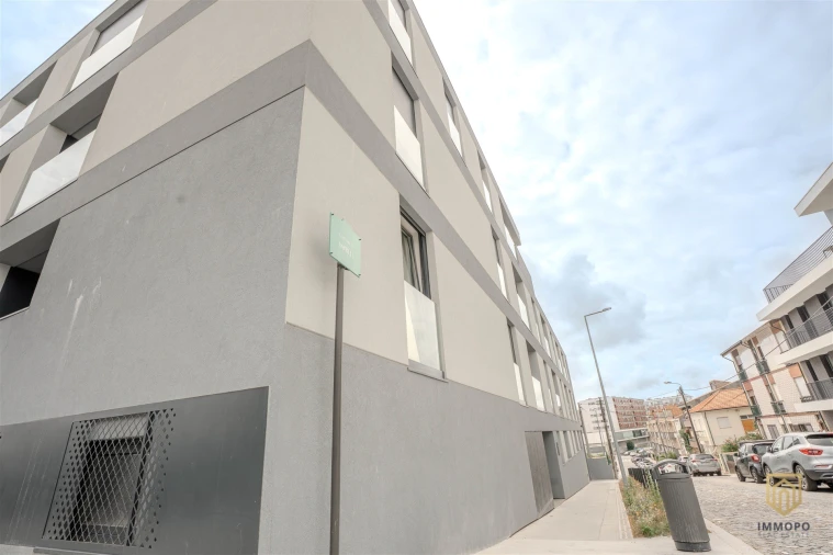 Apartamento T1 para Arrendamento em Paranhos Foto 12