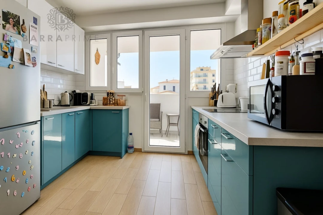 Apartamento T3 para Venda em Quarteira Foto 4