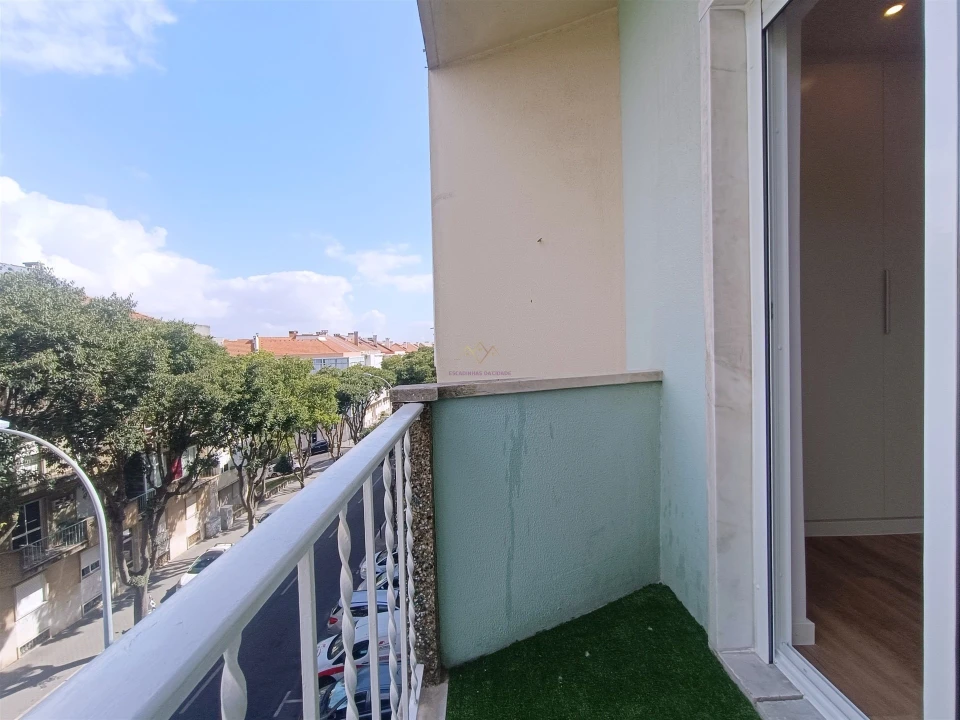 Apartamento T2 para Venda em Águas Livres Foto 16