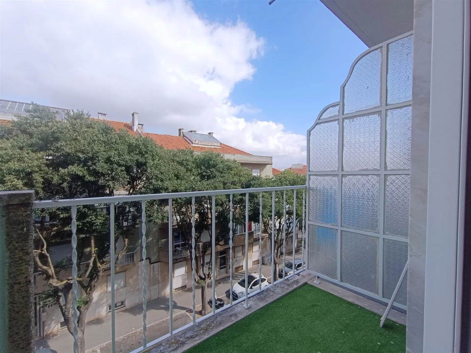 Apartamento T2 para Venda em Águas Livres Foto 11