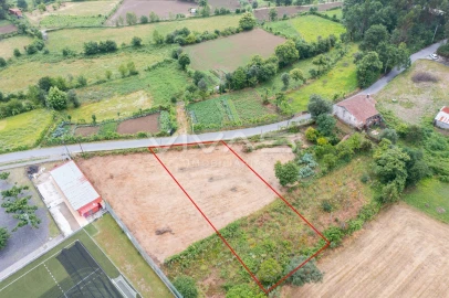 Terreno para Venda em Sande, Vilarinho, Barros e Gomide