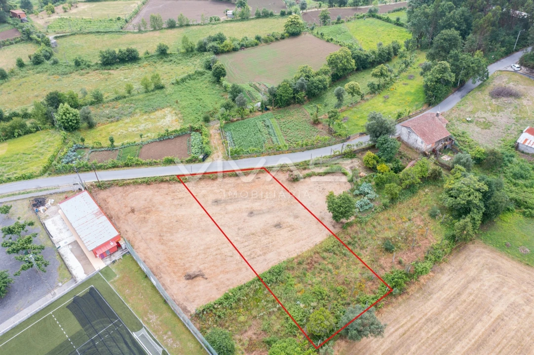 Terreno para Venda em Sande, Vilarinho, Barros e Gomide Foto 4