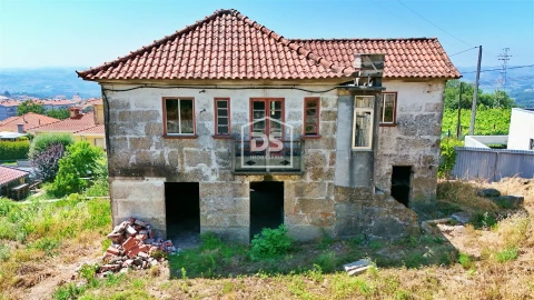 Moradia T3 para Venda em Torno
