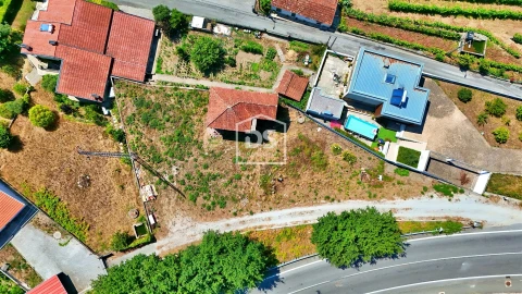 Moradia T3 para Venda em Torno