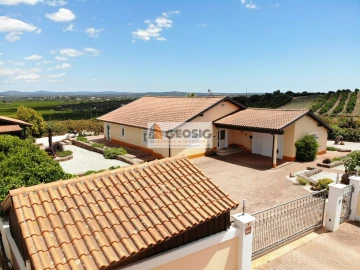 Moradia T2 para Venda em São Bartolomeu de Messines