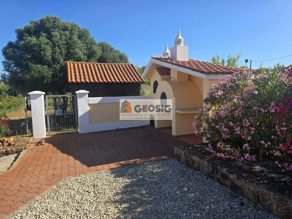 Moradia T2 para Venda em São Bartolomeu de Messines Foto 49