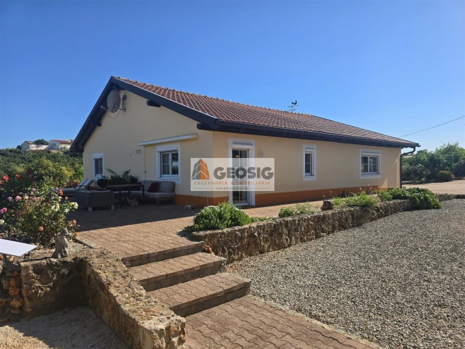 Moradia T2 para Venda em São Bartolomeu de Messines Foto 60
