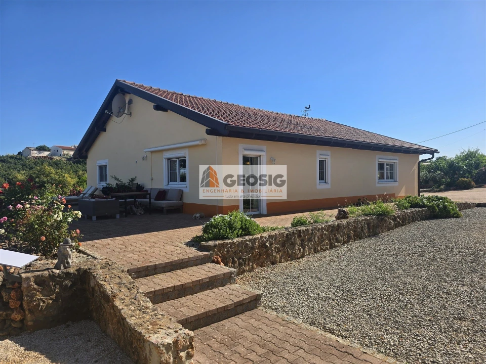Moradia T2 para Venda em São Bartolomeu de Messines Foto 60