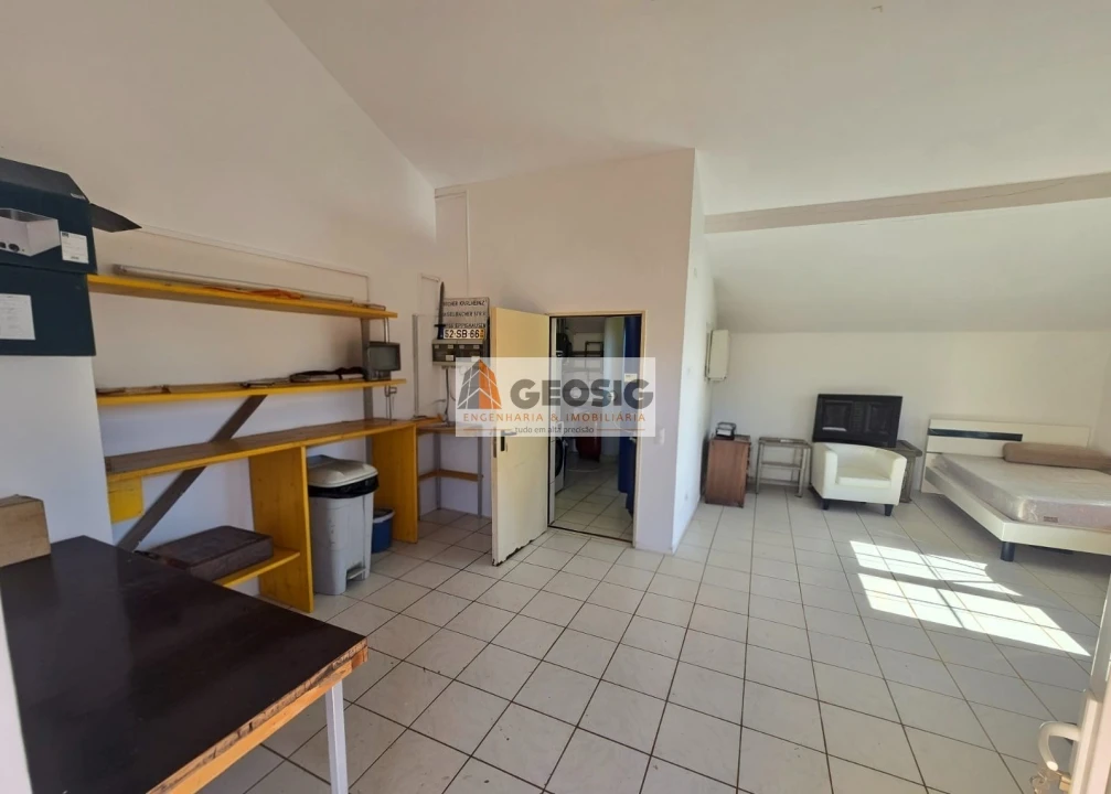 Moradia T2 para Venda em São Bartolomeu de Messines Foto 31