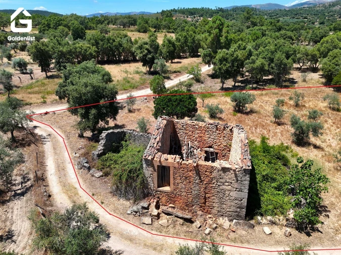 Quinta T0 para Venda em São Vicente da Beira Foto 4