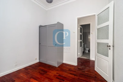Moradia T2 para Arrendamento em Paranhos