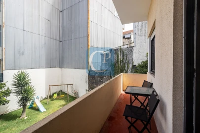 Moradia T2 para Arrendamento em Paranhos