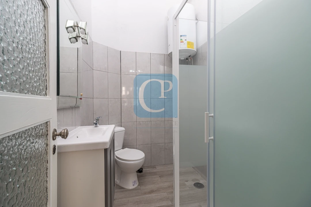 Moradia T2 para Arrendamento em Paranhos Foto 12