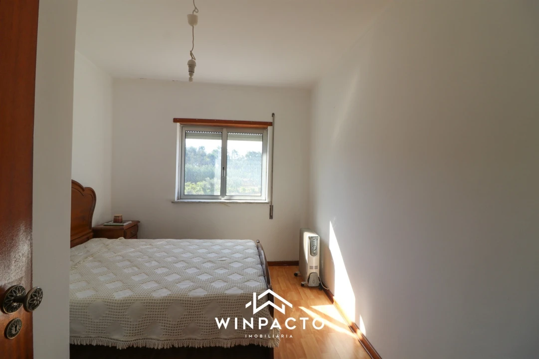Apartamento T3 para Venda em Canas de Senhorim Foto 17