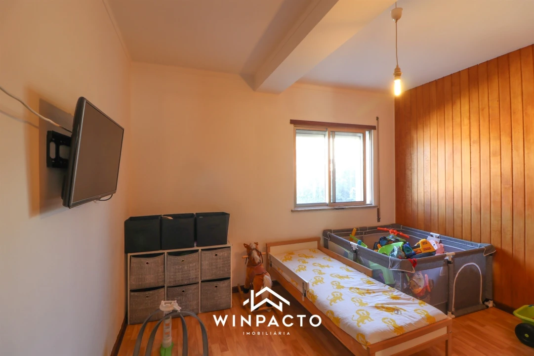 Apartamento T3 para Venda em Canas de Senhorim Foto 12