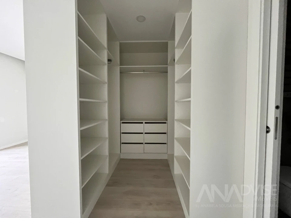 Apartamento T3 para Venda em Viseu Foto 13