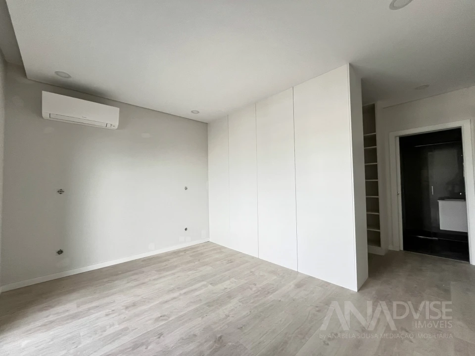 Apartamento T3 para Venda em Viseu Foto 12