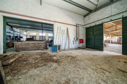 Negócio para Venda em Merelim (São Paio), Panoias e Parada de Tibães