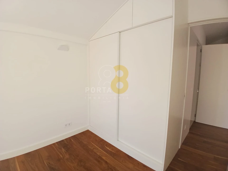 Apartamento T1 para Arrendamento em Cedofeita, Santo Ildefonso, Sé, Miragaia, São Nicolau e Vitória Foto 9
