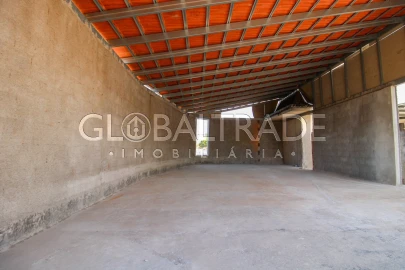 Moradia T5 para Venda em Baguim do Monte (Rio Tinto)