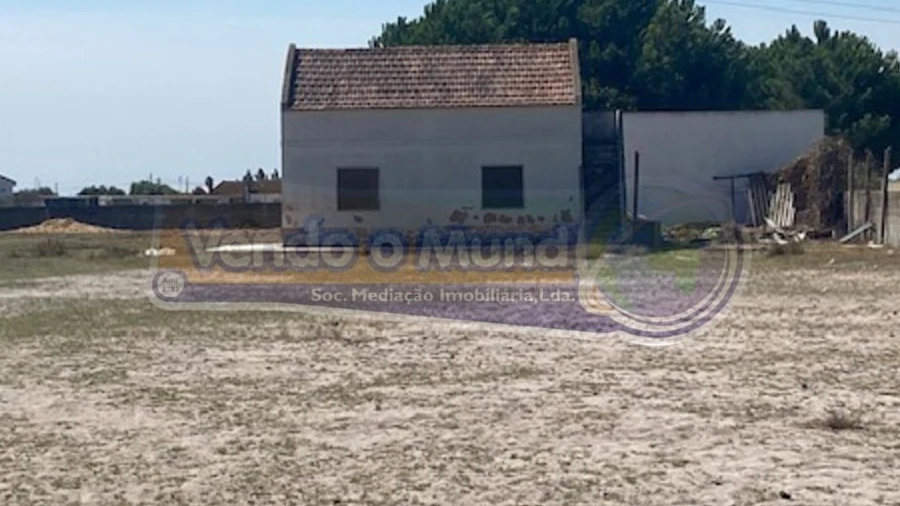 Terreno para Venda em Samora Correia