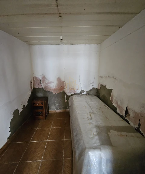 Moradia T9 para Venda em Marvila, Ribeira Santarém, São Salvador, São Nicolau