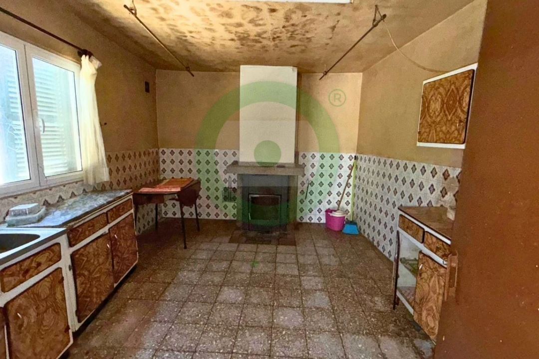 Moradia T3 para Venda em Tuizelo Foto 1
