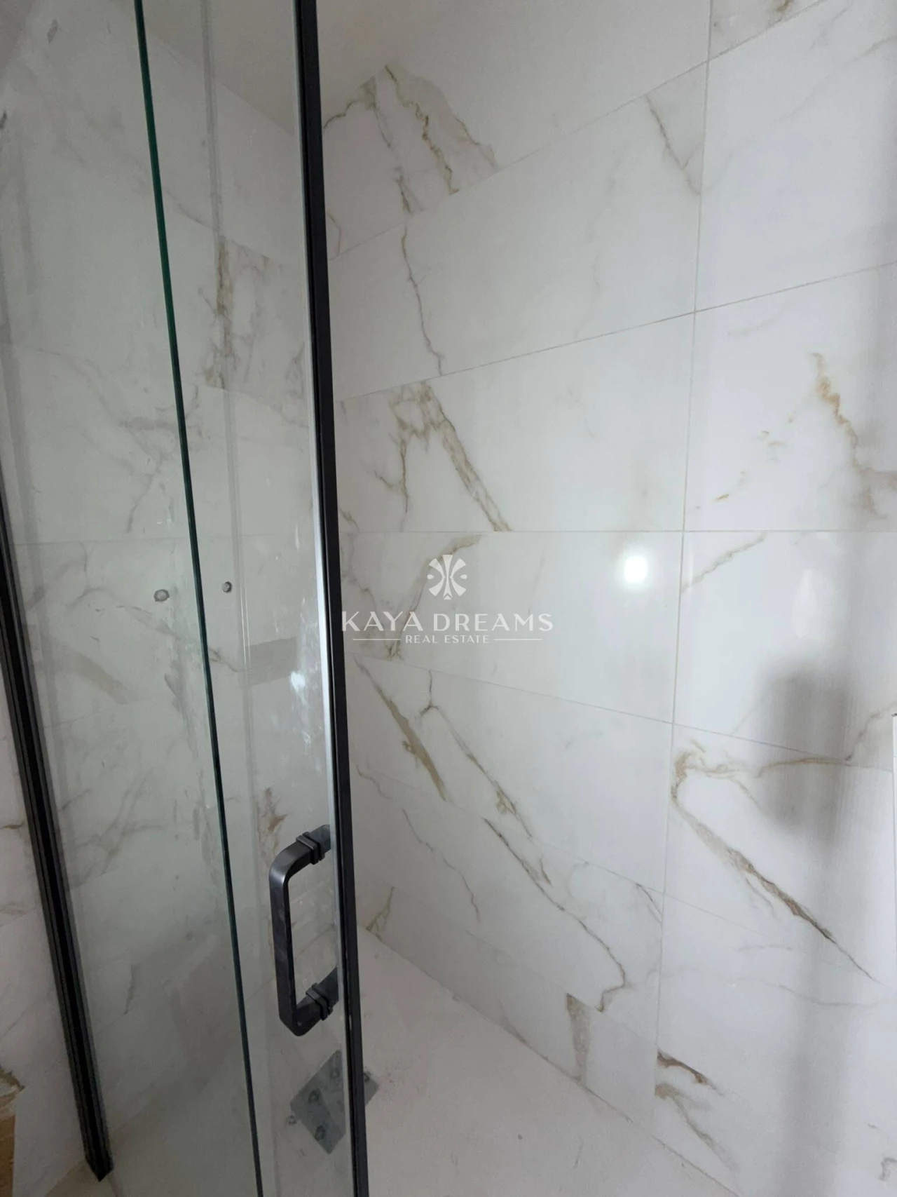 Apartamento T4 para Venda em Ramada e Caneças Foto 14