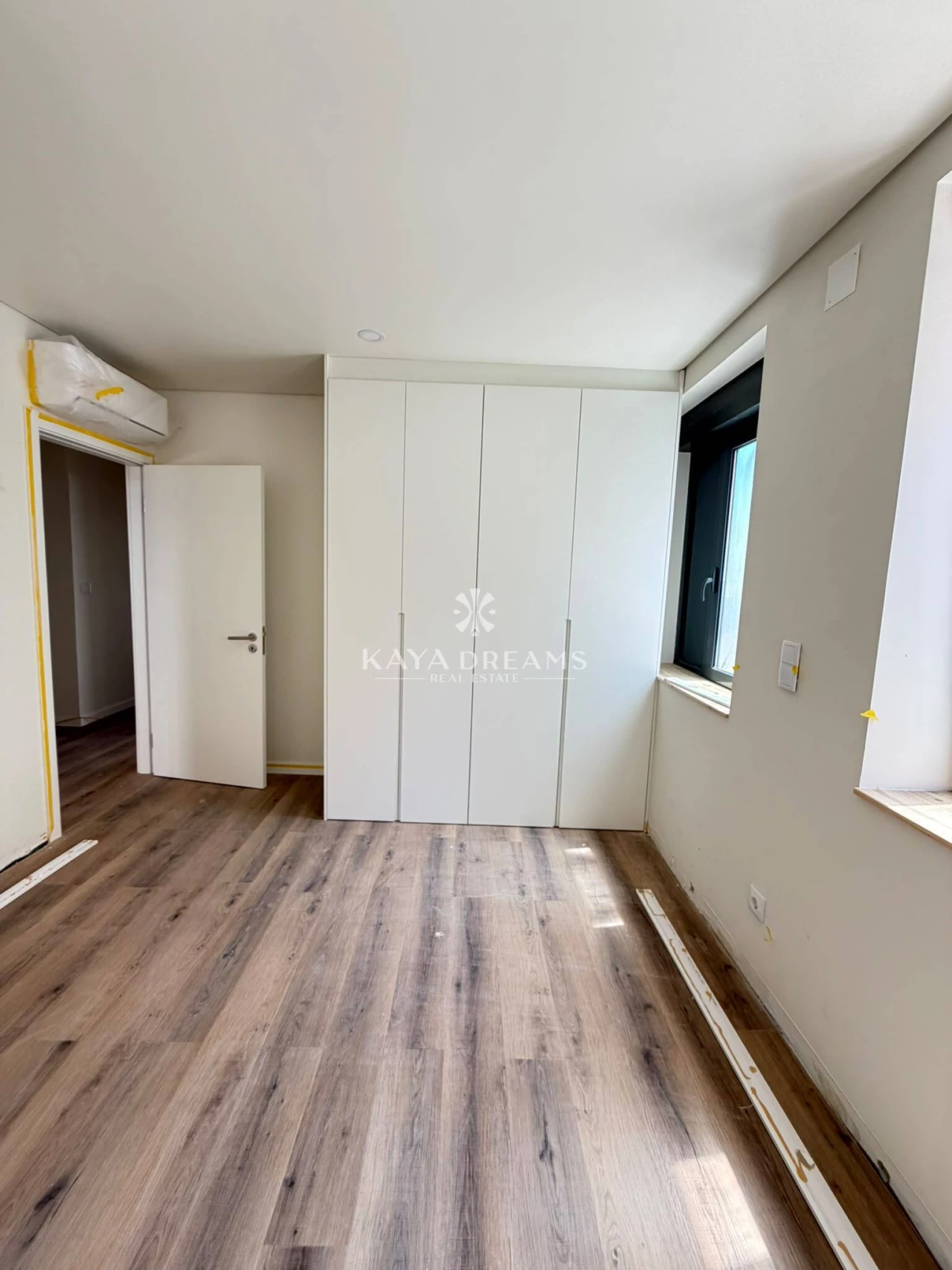 Apartamento T4 para Venda em Ramada e Caneças Foto 6