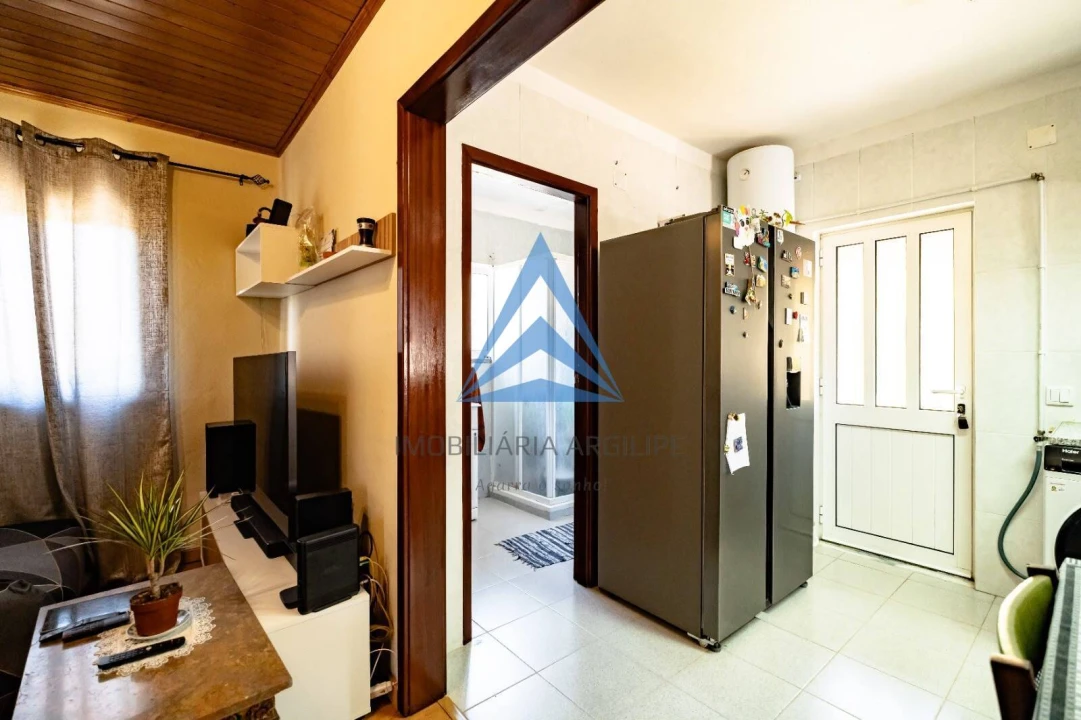 Moradia T3 para Venda em Redinha Foto 19