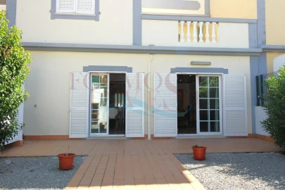 Moradia T3 para Venda em Moncarapacho e Fuseta