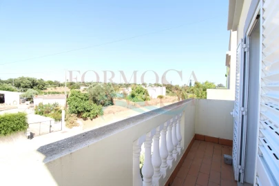 Moradia T3 para Venda em Moncarapacho e Fuseta