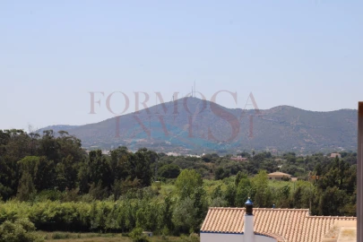 Moradia T3 para Venda em Moncarapacho e Fuseta
