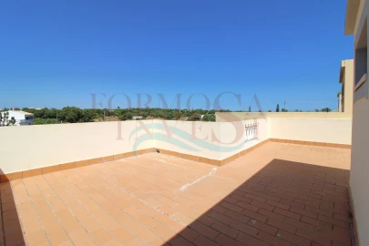 Moradia T3 para Venda em Moncarapacho e Fuseta