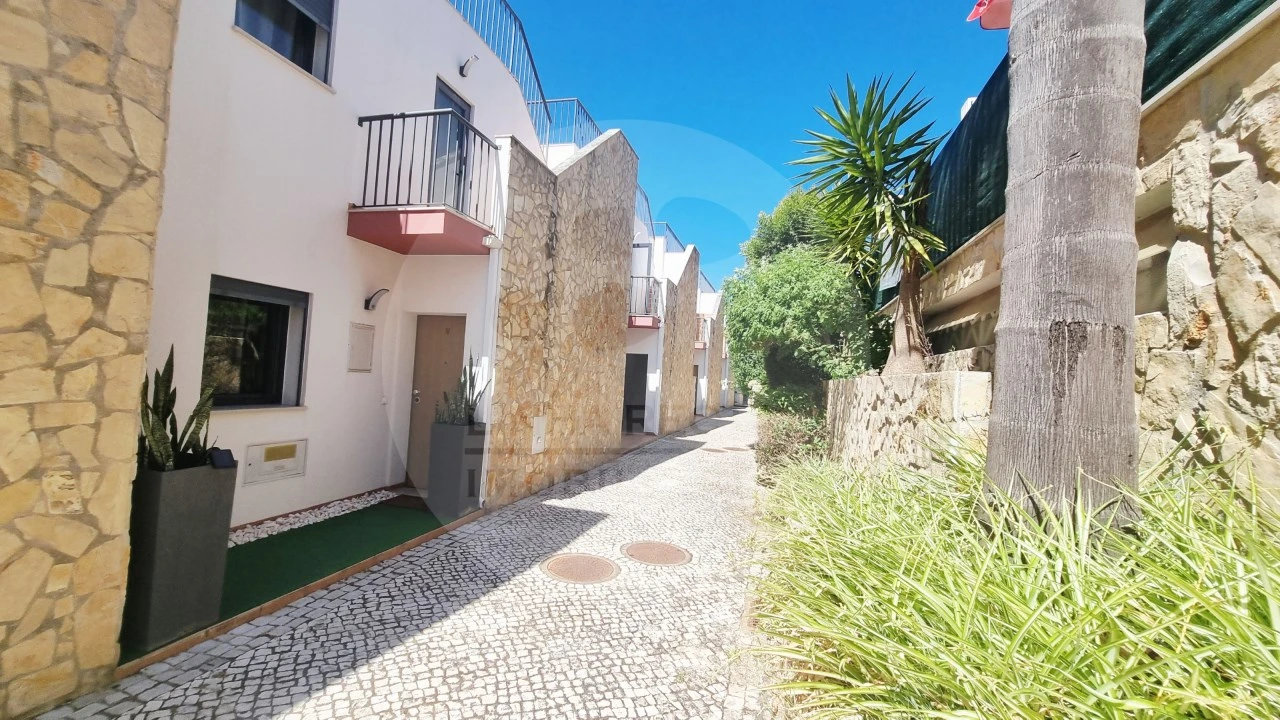 Moradia T3 para Venda em Guia Foto 7