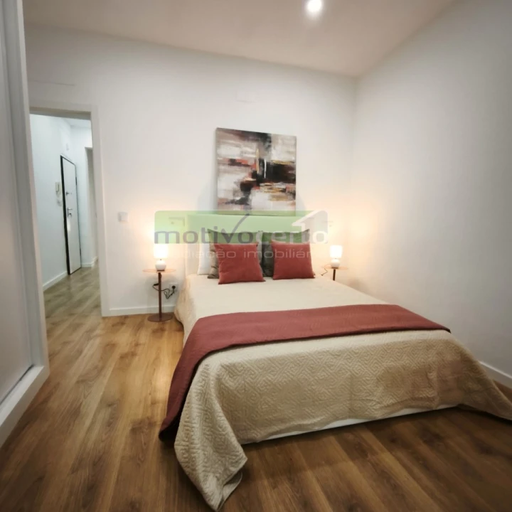 Apartamento T3 para Venda em Benfica Foto 7