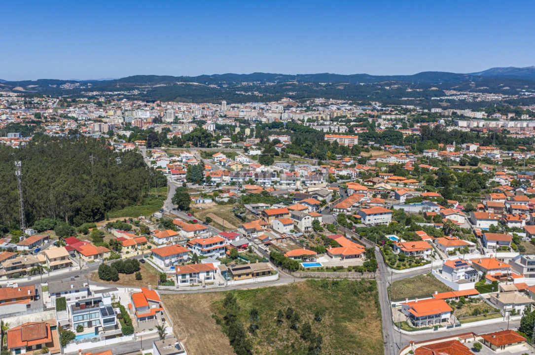 Moradia T3 para Venda em Vila de Cucujães Foto 34