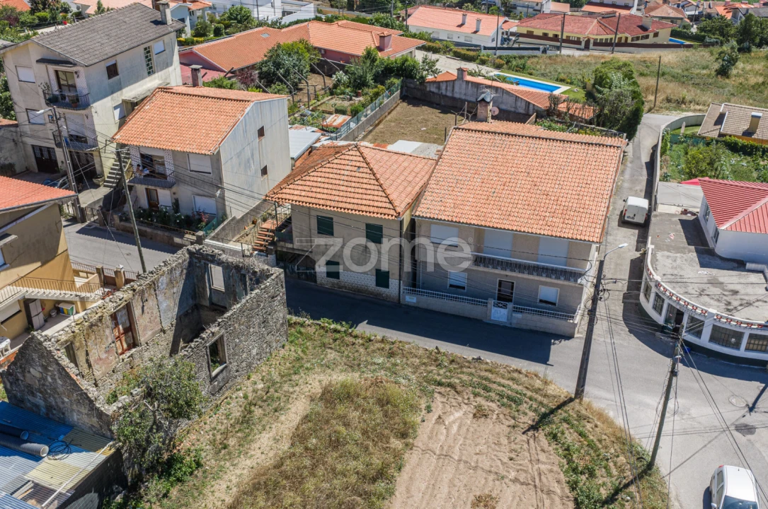Moradia T3 para Venda em Vila de Cucujães Foto 24