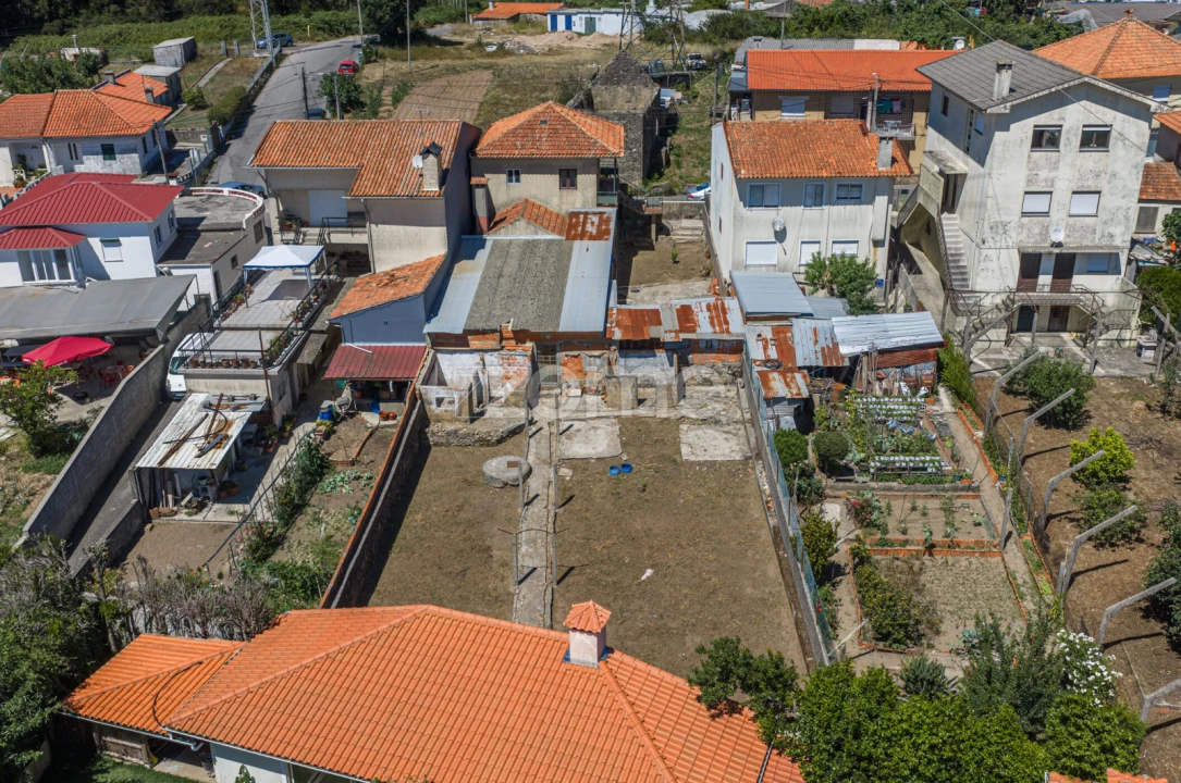 Moradia T3 para Venda em Vila de Cucujães Foto 30