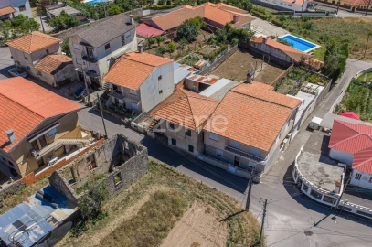Moradia T3 para Venda em Vila de Cucujães