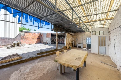 Moradia T3 para Venda em Vila de Cucujães