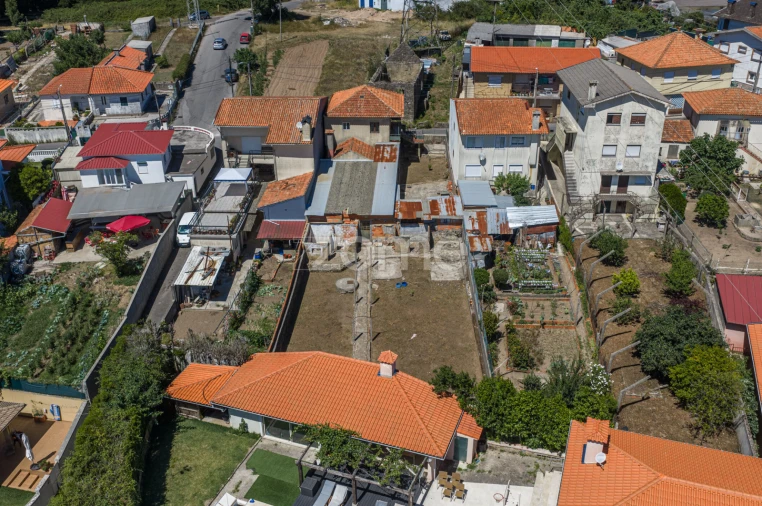 Moradia T3 para Venda em Vila de Cucujães Foto 31
