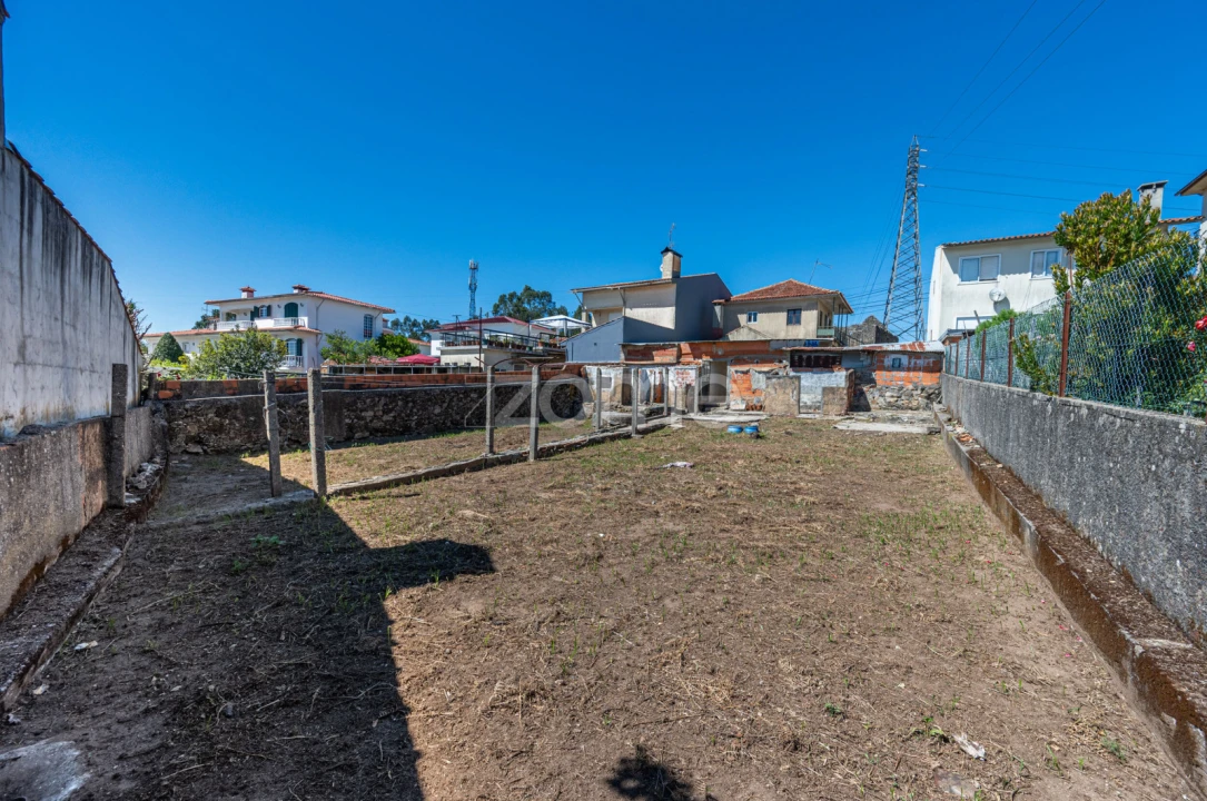 Moradia T3 para Venda em Vila de Cucujães Foto 21