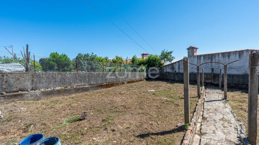 Moradia T3 para Venda em Vila de Cucujães