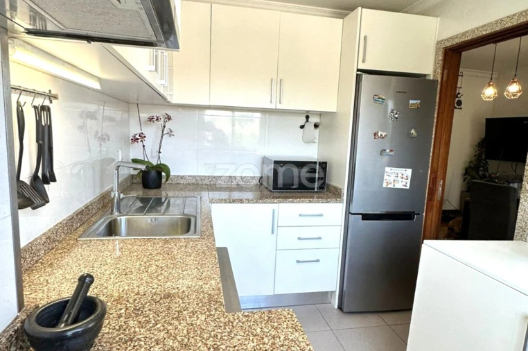 Apartamento T2 para Arrendamento em São Mamede de Infesta e Senhora da Hora Foto 15
