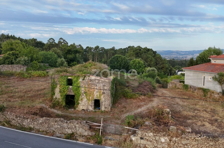 Moradia T3 para Venda em Cervães Foto 3