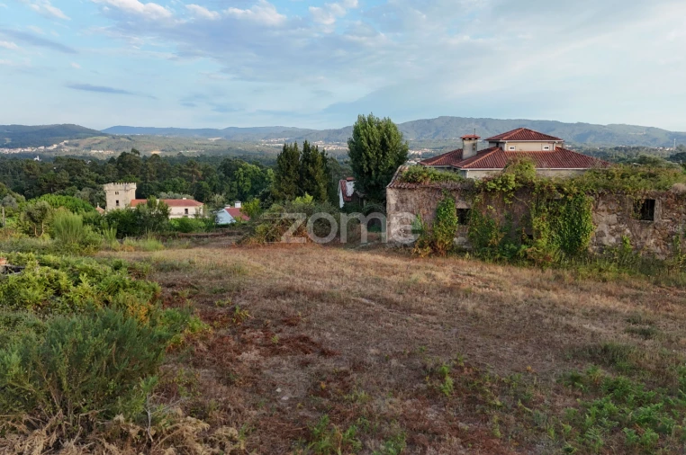 Moradia T3 para Venda em Cervães Foto 13