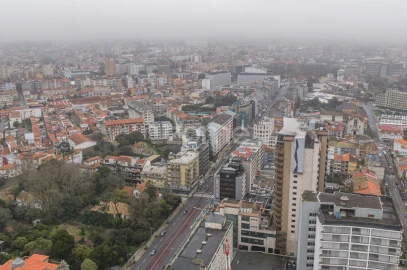 Negócio para Arrendamento em Ramalde
